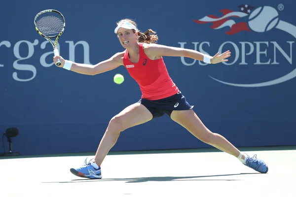 Jogadora profissional de tênis Johanna Konta da Grã-Bretanha em ação durante sua terceira rodada US Open 2015 partida — Fotografia de Stock