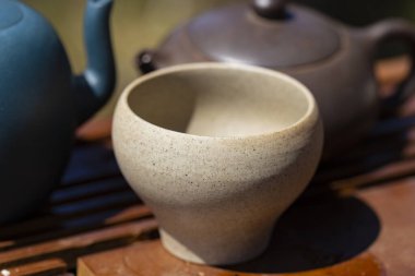 Çin Seramik Çay Seti. Çay içmek için geleneksel sofra takımı.