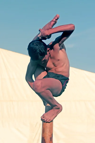 Mallakhamb Pole Used Wrestlers Practicing Skills Game Kusti Traditional Indian — Stock Photo, Image