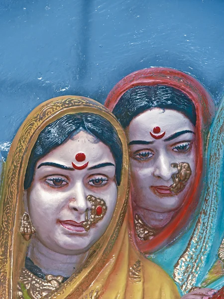 Hindu Nők Szobrai Hagyományos Viseletben Egy Múzeumban Derwan Chiplun Ratnagiri — Stock Fotó