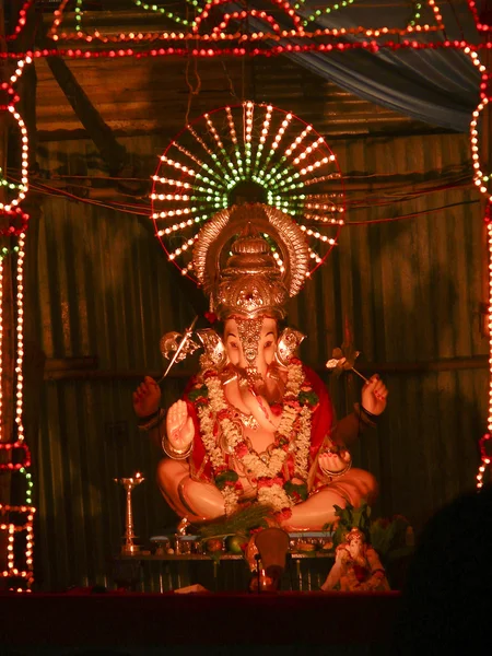 Oświetlenie Dekoracji Podczas Ganesh Ganpati Festival Pune Maharashtra Indie — Zdjęcie stockowe