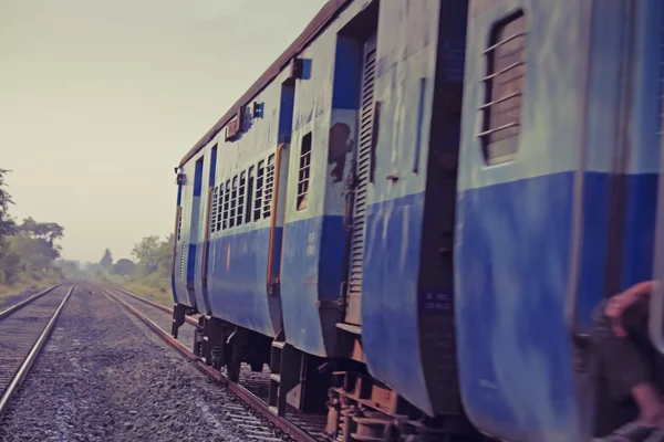 Zug Auf Bahngleisen Düne Maharashtra Indien — Stockfoto
