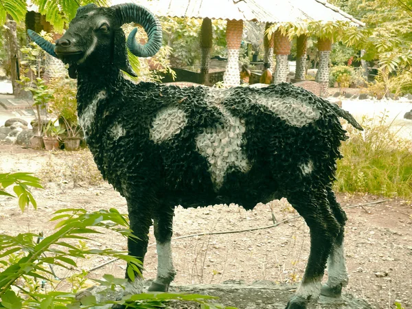 Estatua Aries Jardín Kolhapur Maharashtra India — Foto de Stock