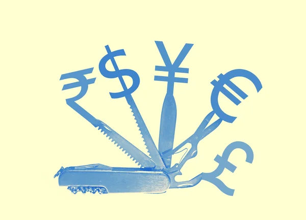 Coltello svizzero con diversi simboli di valuta, concetto — Foto Stock