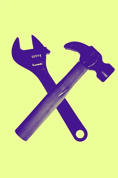 Werk tools hammer en verstelbare spanner — Stockfoto