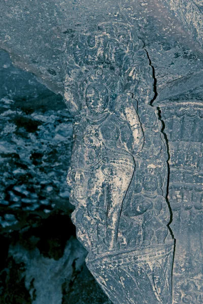 Escultura en Aurangabad Cave 3, Aurangabad, Maharashtra, India — Foto de Stock