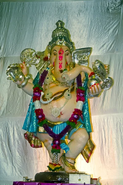 Idol of lord ganesh (dio dalla testa d'elefante), Ganesh ganpati Festi — Foto Stock