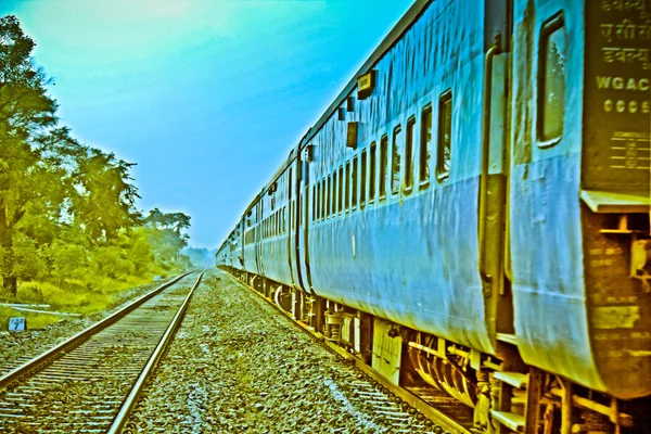 Train Sur Voie Ferrée Pune Maharashtra Inde — Photo