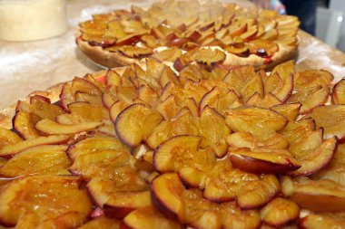 Hazır erikli kek, erikli kek.