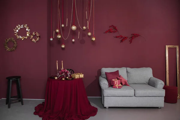 Christmas Holiday Home Decor Burgundy Style Gold Items — Stock Photo, Image