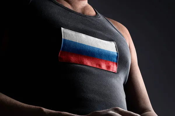 La bandera nacional de Rusia en el pecho de los atletas — Foto de Stock