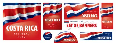 Kosta Rika 'nın ulusal bayrağına sahip sancaklar.