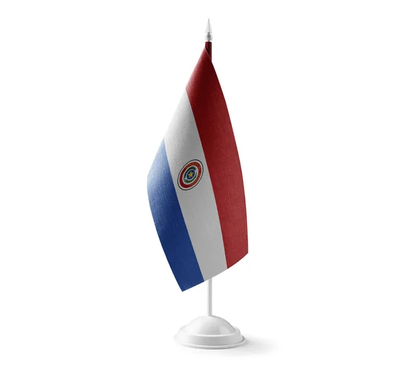 Kleine nationale vlag van Paraguay op een witte achtergrond — Stockfoto