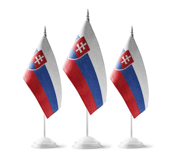 Kleine Nationalflaggen der Slowakei auf weißem Hintergrund — Stockfoto