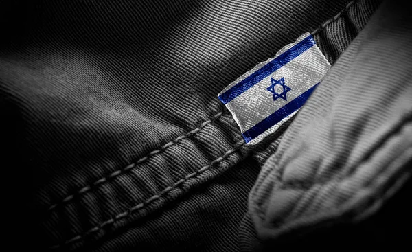 Tag su abiti scuri sotto forma di bandiera israeliana — Foto Stock