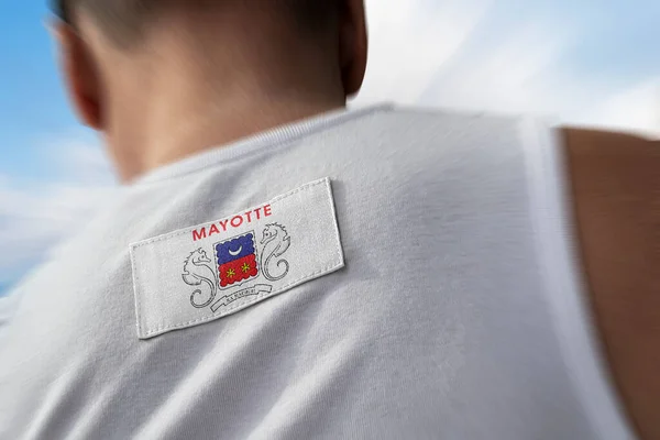 La bandiera nazionale di Mayotte sugli atleti torna — Foto Stock