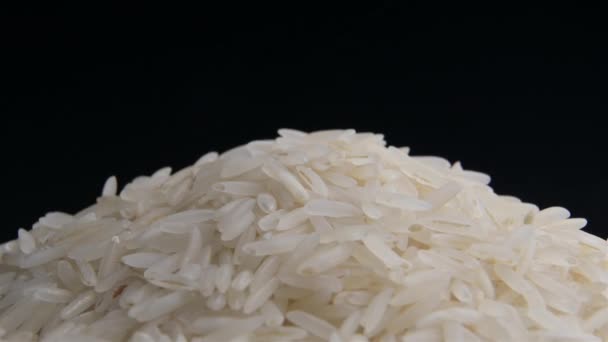 O arroz branco close-up gira em um círculo — Vídeo de Stock