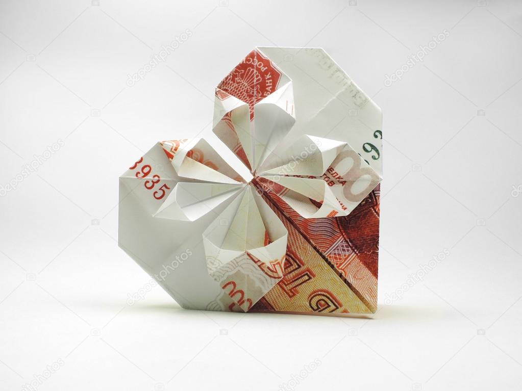origami heart of five thousand ruble note