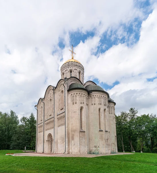Pohled Katedrálu Svatého Demetria Letním Dni Pravoslavná Církev Starověkém Ruském — Stock fotografie