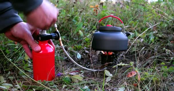 Pousser Ballon Pour Allumer Feu Brûleur Gaz Camping Petite Bouilloire — Video