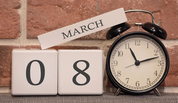Belangrijke Datum Maart Voorjaarsseizoen Kalender Gemaakt Van Hout Een Achtergrond Rechtenvrije Stockfoto's