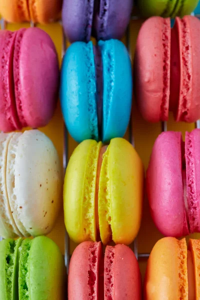 Bunte Macarons Dessert Mit Vintage Pastelltönen Bunte Französisch Macarons Hintergrund — Stockfoto