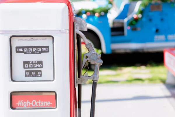 Vintage Petrol Pump Filling Nozzles Isolated White Background Vintage Gas — Fotografia de Stock