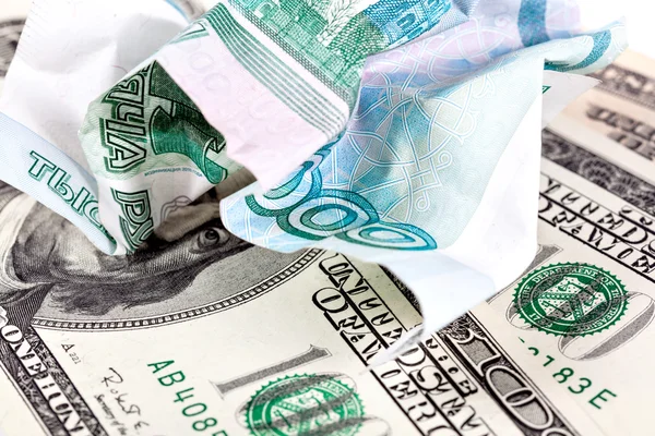 Dollar en Russisch Roebel — Stockfoto