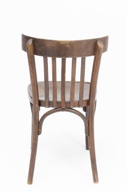 70 'li ve 80' li yıllardan kalma tahta sandalye. Kahverengi renkli. Polonya tasarımı ve üretimi. Arka görünüm