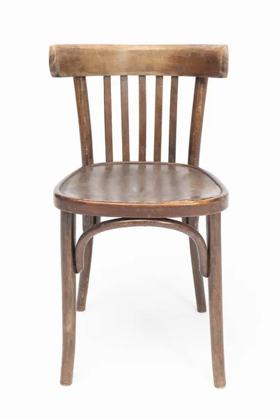 Chaise en bois du tournant des années 70 et 80 du siècle précédent en couleur marron. Conception et production polonaises. Vue de face — Photo