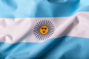 Rüzgarda sallayarak Arjantin bayrağı