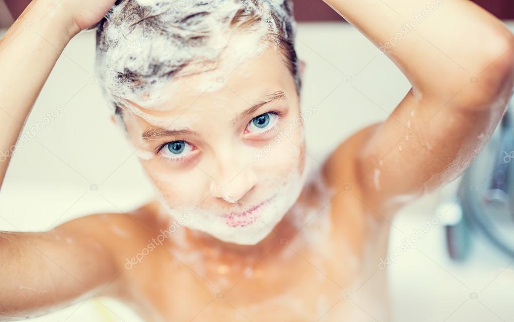 teen-girl-hair-washing-instructions