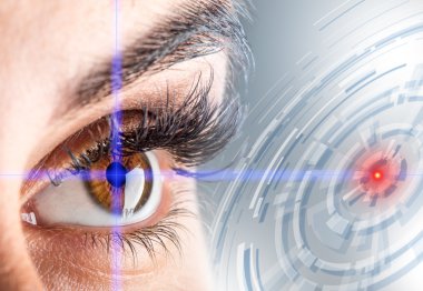 Kadının göz close-up. Makro güzel kadın göz. Yeni fütüristik ve teknoloji kavramı