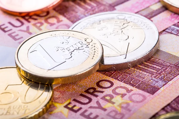 Euro currency. Coins and banknotes. Cash money background. — Stock Photo, Image