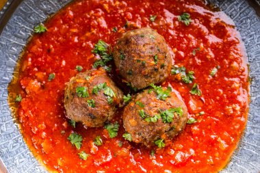 Köfte. İtalyan ve Akdeniz mutfağı. Köfte ile s