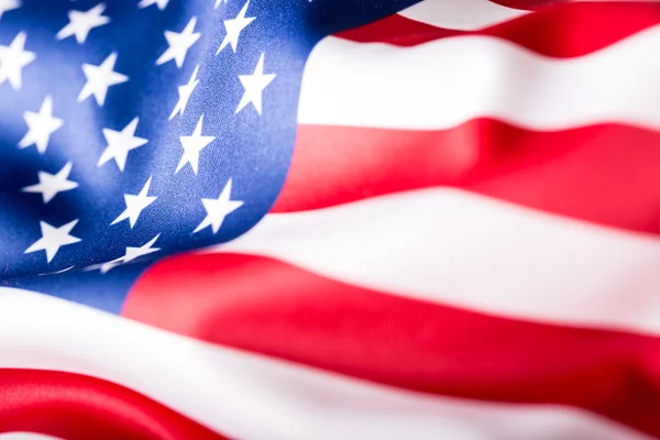 Σημαία των ΗΠΑ. Αμερικανική σημαία. Αμερικανική σημαία Ανεμος φυσά. Close-up. Studio που γυρίστηκε — Φωτογραφία Αρχείου