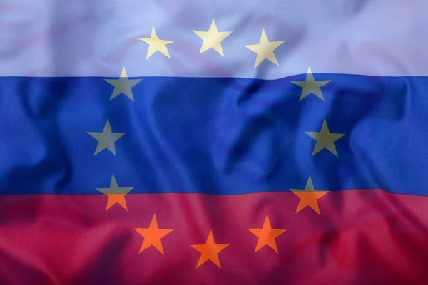 UE et Russie. Drapeau de l'UE et drapeau russe mélangés — Photo