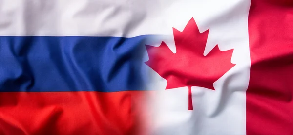 Drapeau mixte de la Russie et du Canada.Drapeau de la Russie et du Canada — Photo