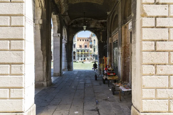 Canal Grande vicino al porticato — Foto Stock