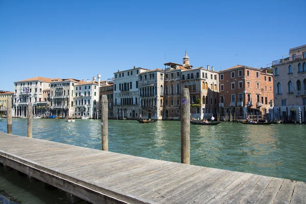 Mooring for gondolas — Stock Photo, Image