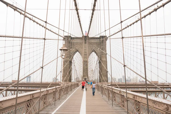 New York City Abd Ağustos 2019 Nsanlar Bulutlu Bir Günde — Stok fotoğraf