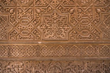 Granada, İspanya-Ağustos 12, 2017: özellikle güneşli bir günde Granada 'daki ünlü Alhambra.