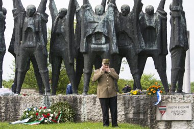 askeri geçit töreni