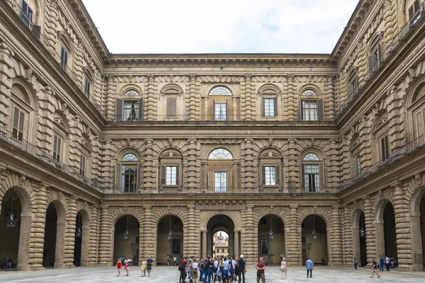 Palazzo Pitti, Florencia, Italia —  Fotos de Stock