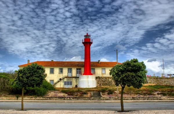 Czerwona latarnia morska w Esposende — Zdjęcie stockowe