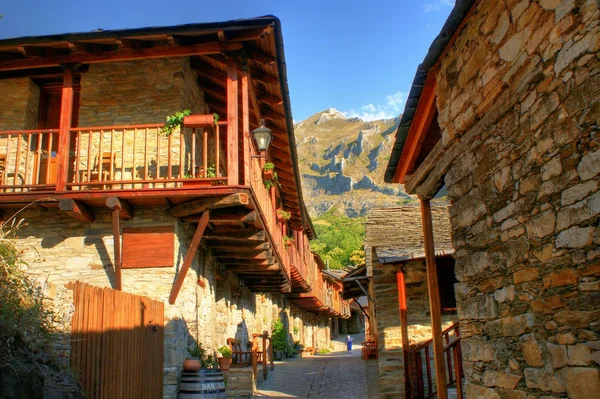 Penalba de Santiago, a typical village in the valley of silence — Stock Photo, Image