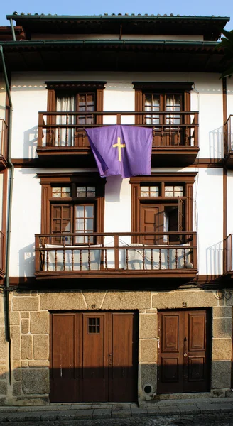 Casas medievais no Centro Histórico de Guimarães — Fotografia de Stock