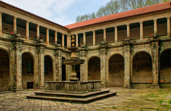 Claustro do mosteiro de São Gonçalo — Fotografia de Stock