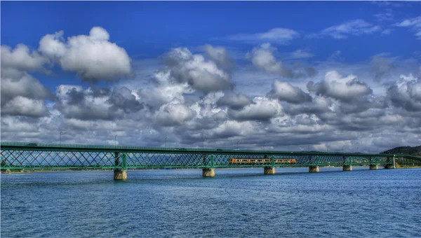 Ponte Eiffel sobre o Rio Lima em Viana do Castelo — Fotografia de Stock