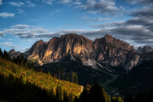 Dolomiti Táj Napkeltekor Sas Ciampac Egy Reggeli Nyáron — Stock Fotó